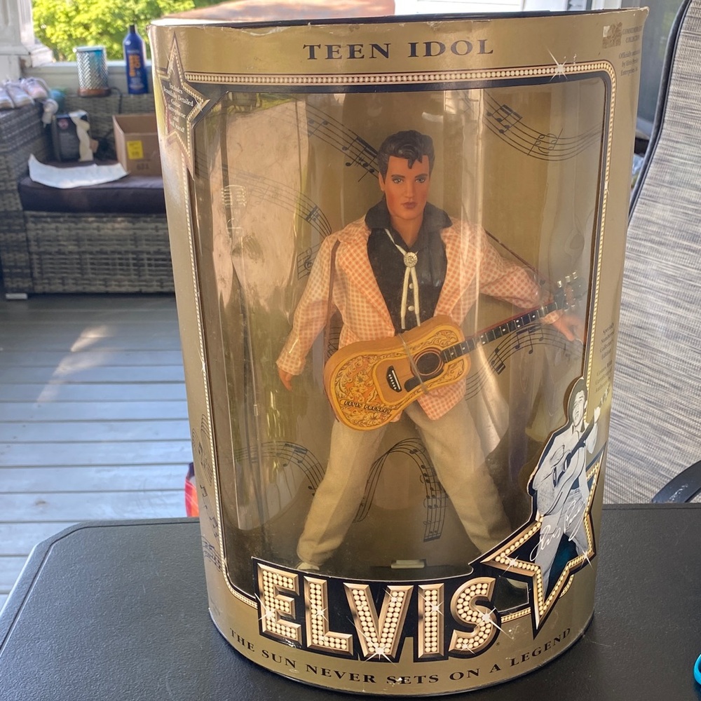 1993 Elvis Teen Idol Collectible Doll